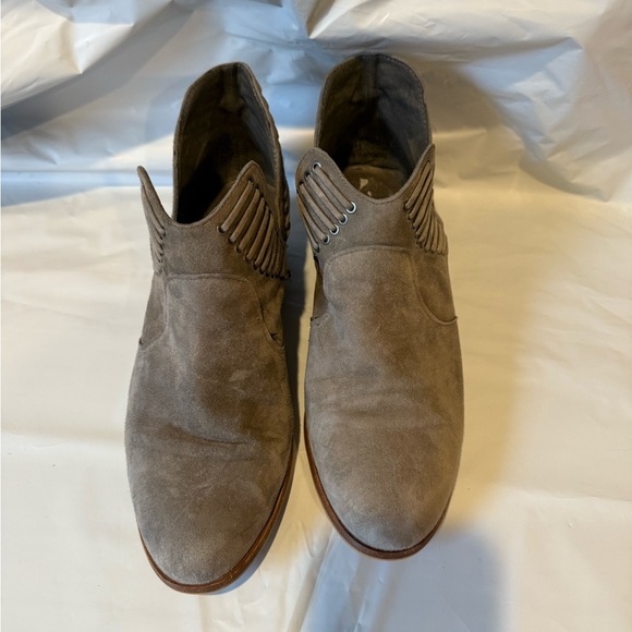 Vince Camuto Gray Ankle Boots - Picture 4 of 8